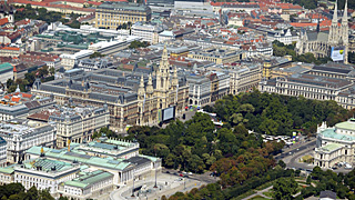Havadan çekilmiş Viyana fotoğrafı, Parlamento, Belediye Binası, Viyana Üniversitesi ve Votiv Kilisesi