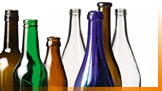 Glasflaschen in verschiedenen Farben
