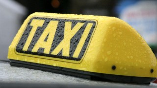 Light on taxi