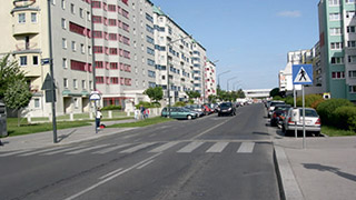 Kreuzungsbereich Rennbahnweg  Theodor-Kramer-Strae