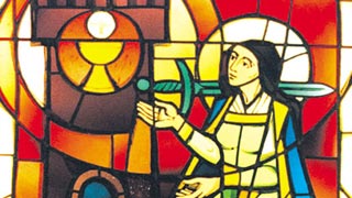 Glasmalereifenster mit der Darstellung der heiligen Barbara