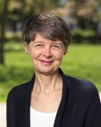 Bezirksvorsteherin Mag. Silvia Nossek