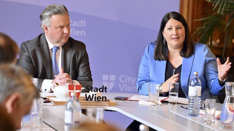 Bürgermeister Michael Ludwig und Wohnbaustadträtin Kathrin Gaál