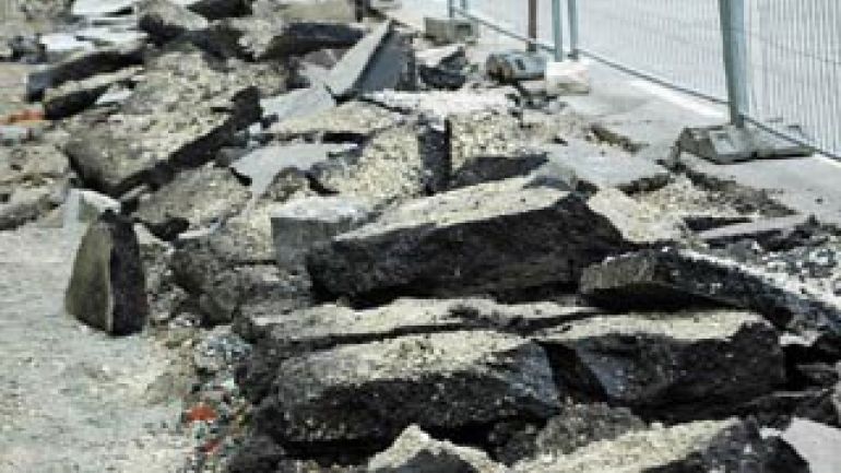 Baustelle in einer Nebenstraße