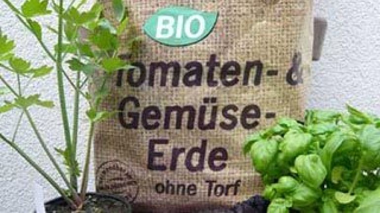 ein Sack mit torffreier Erde