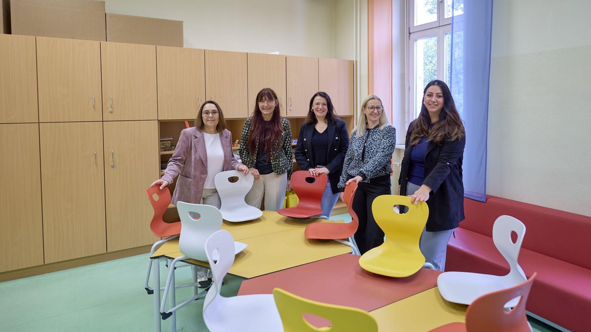 Vzbgmin. Emmerling - Corneliusgasse 6 wird auf schulische Tagesbetreuung umgestellt, Corneliusgasse 6, 13.10.2025 © Stadt Wien/Markus Wache