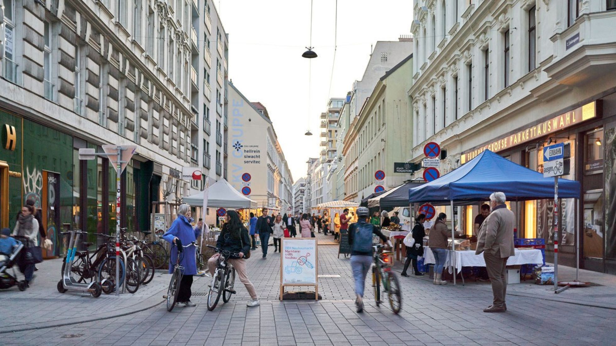 Straßenmarkt