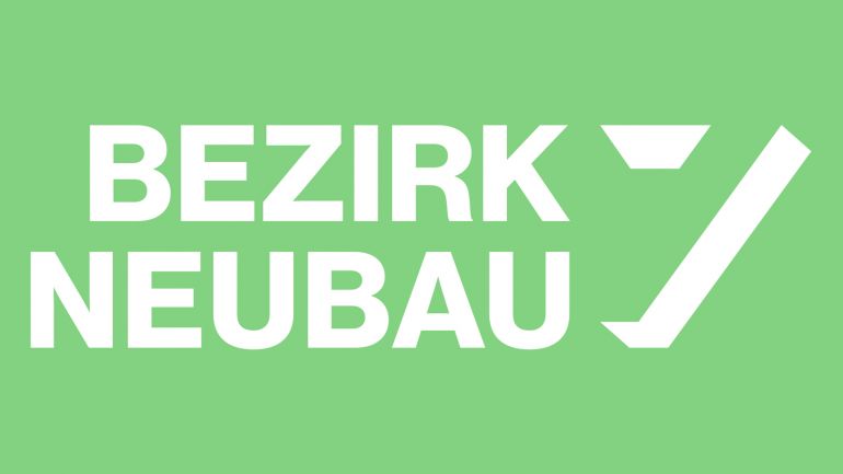 Logo "Bezirk Neubau" in weißer Schrift auf grünem Untergrund