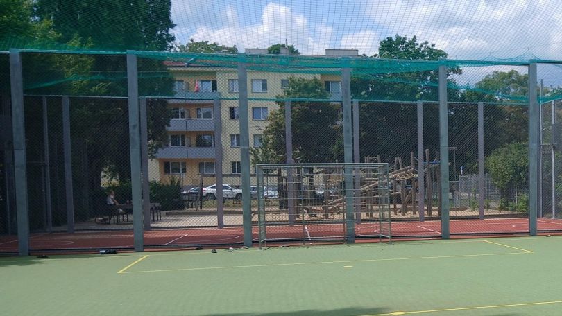 copyright: BV 21 Modernisierter Ballspielkäfig