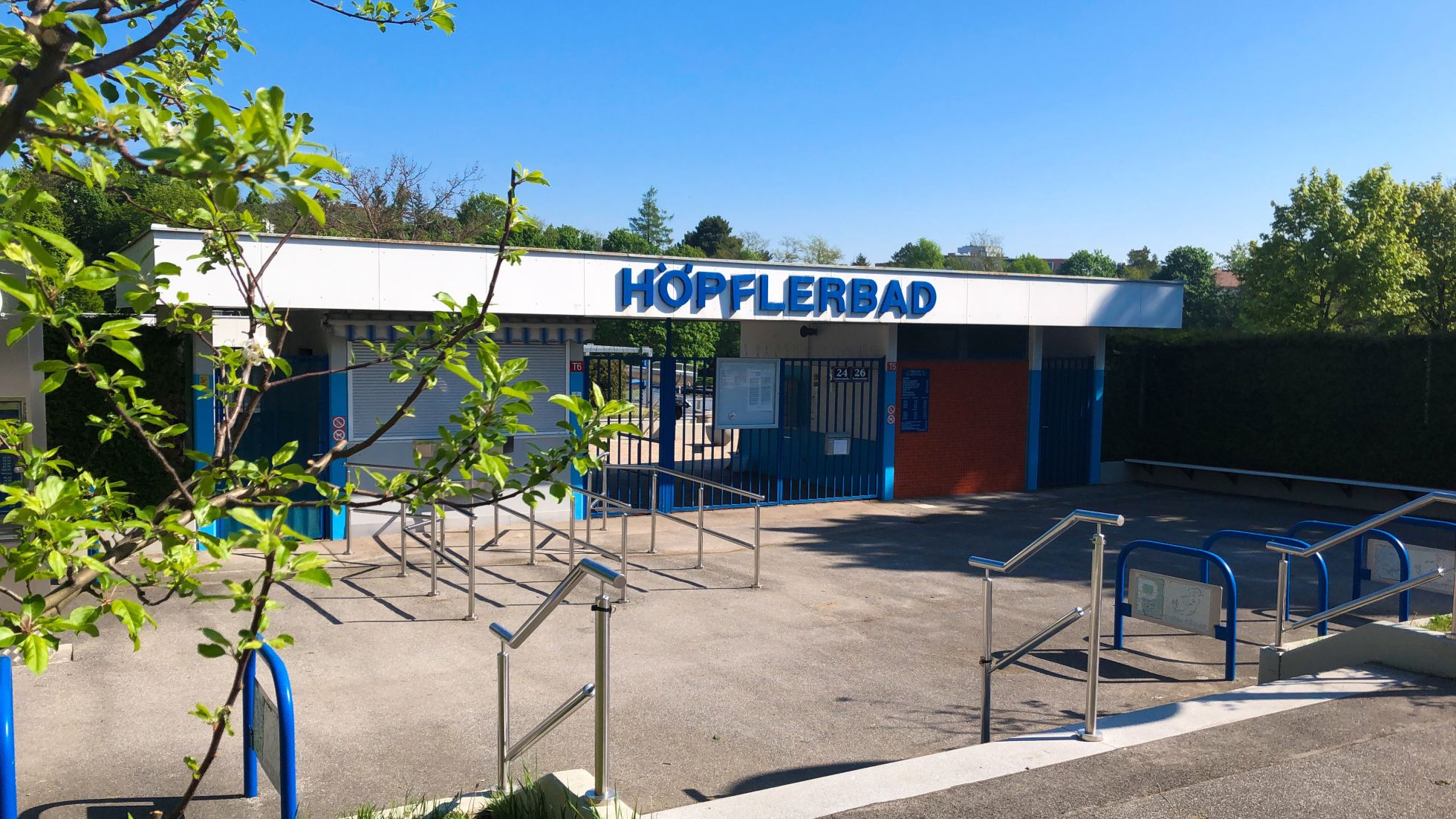 Höpflerbad von Außen