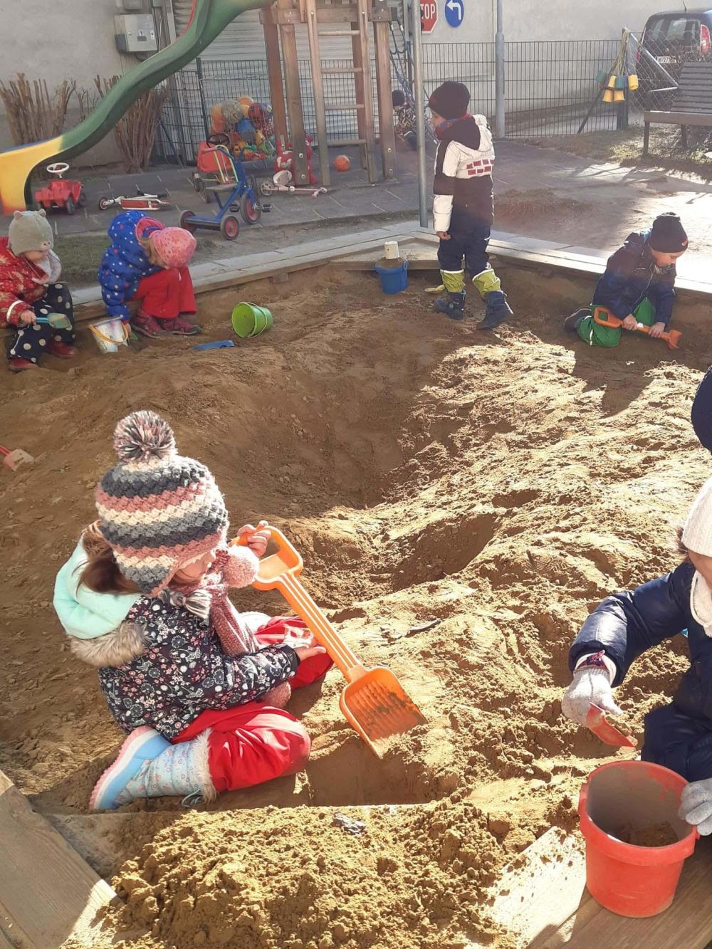 Außenbereich Kindergarten Kinzerplatz 17 a