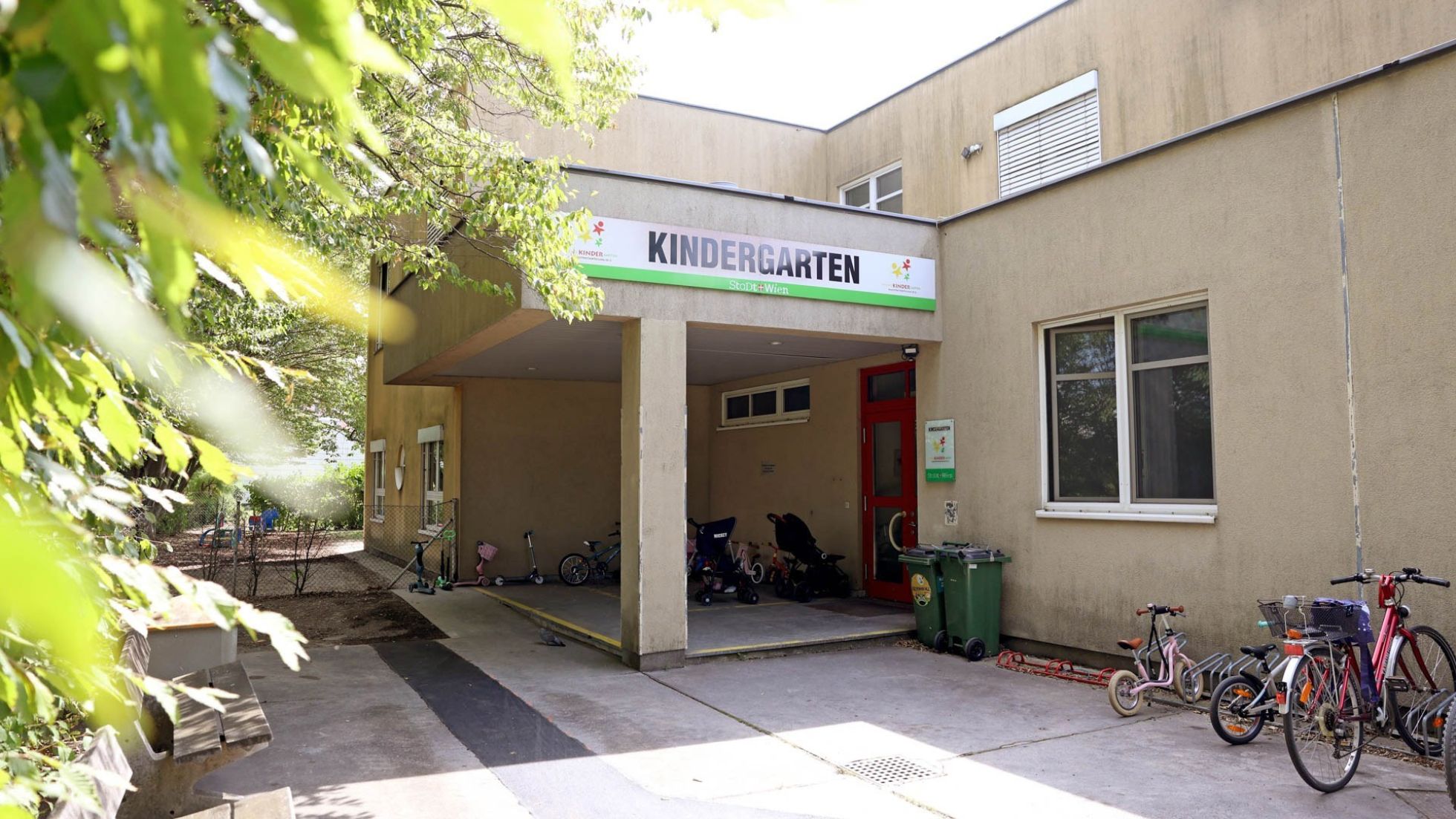 Gebäude Kindergarten Gerasdorfer Straße 55