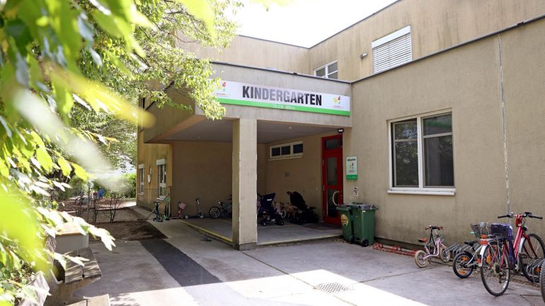 Gebäude Kindergarten 1210 Gerasdorfer Straße