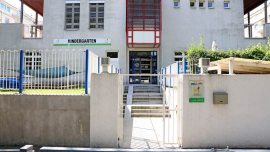 Gebäude Kindergarten 1210 Hopfengasse 7