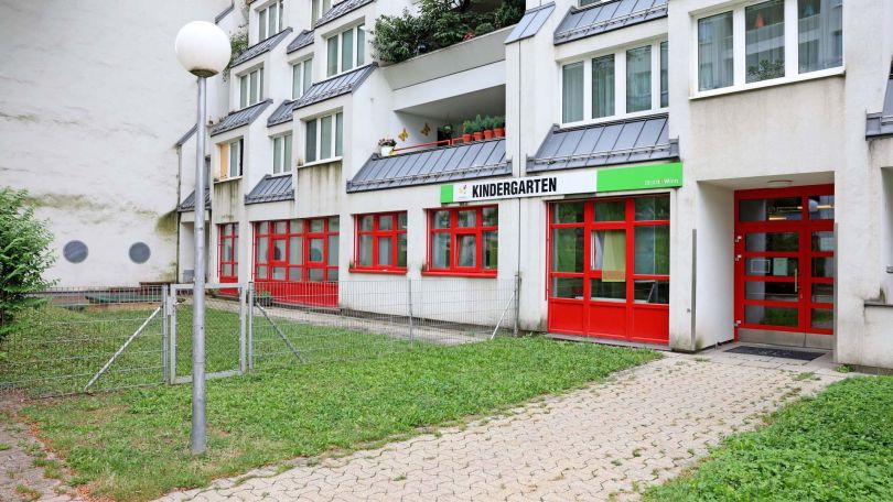 Gebäude Kindergarten Oswald-Redlich-Straße 36