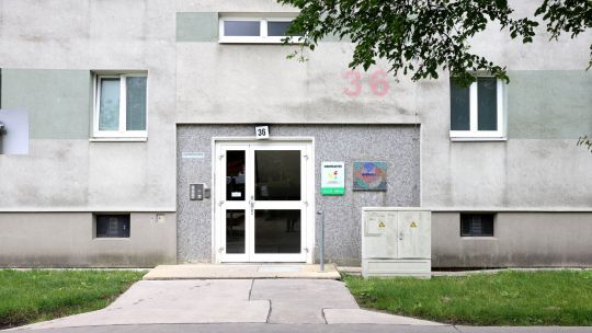 Gebäude Kindergarten 1210 Oswald-Redlich-Straße 48