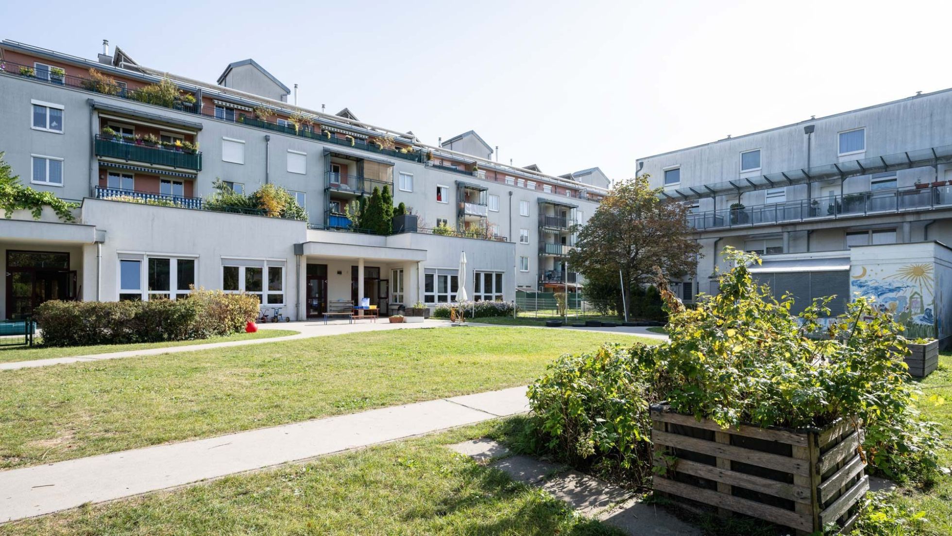 copyright: MA 10/Johannes Wiedl Außenbereich Kindergarten Doeltergasse 3