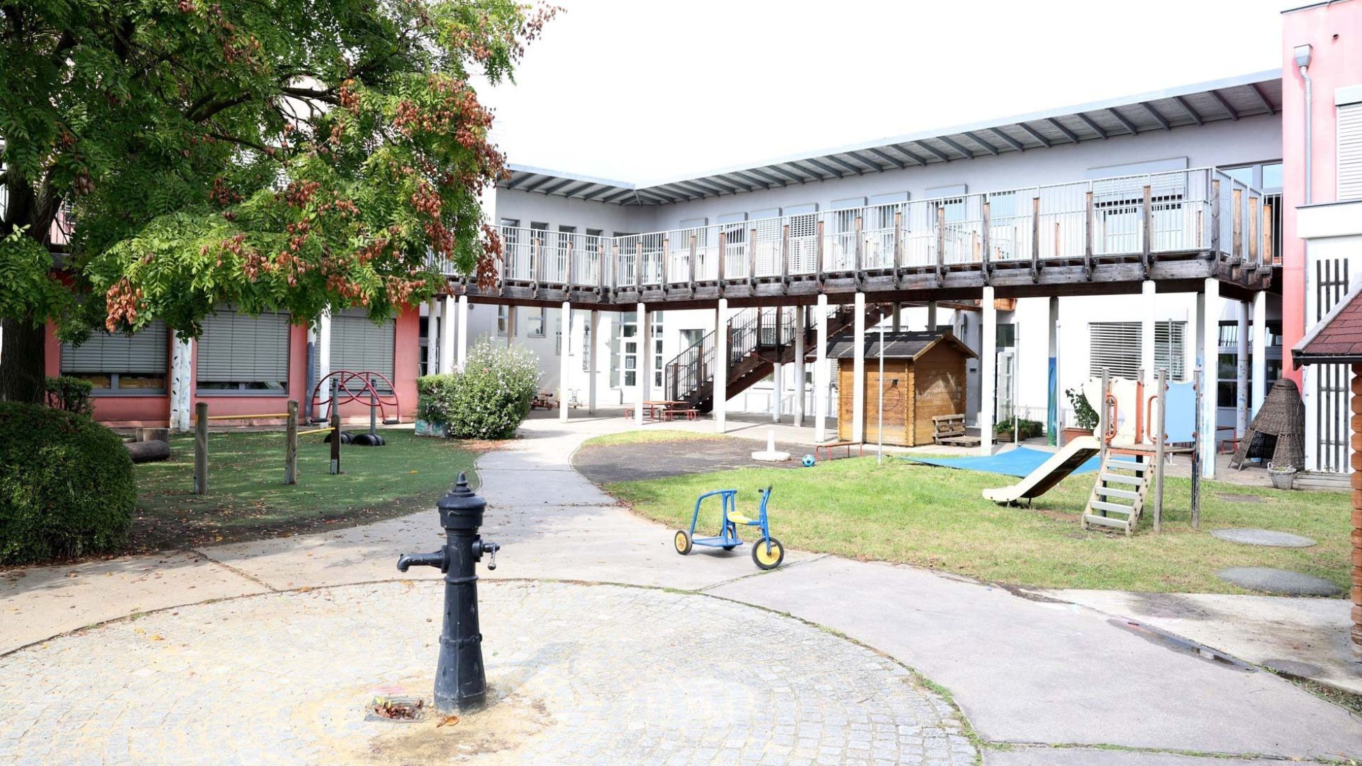 copyright: MA10/VOTAVA Außenbereich Kindergarten Hammerfestweg 3