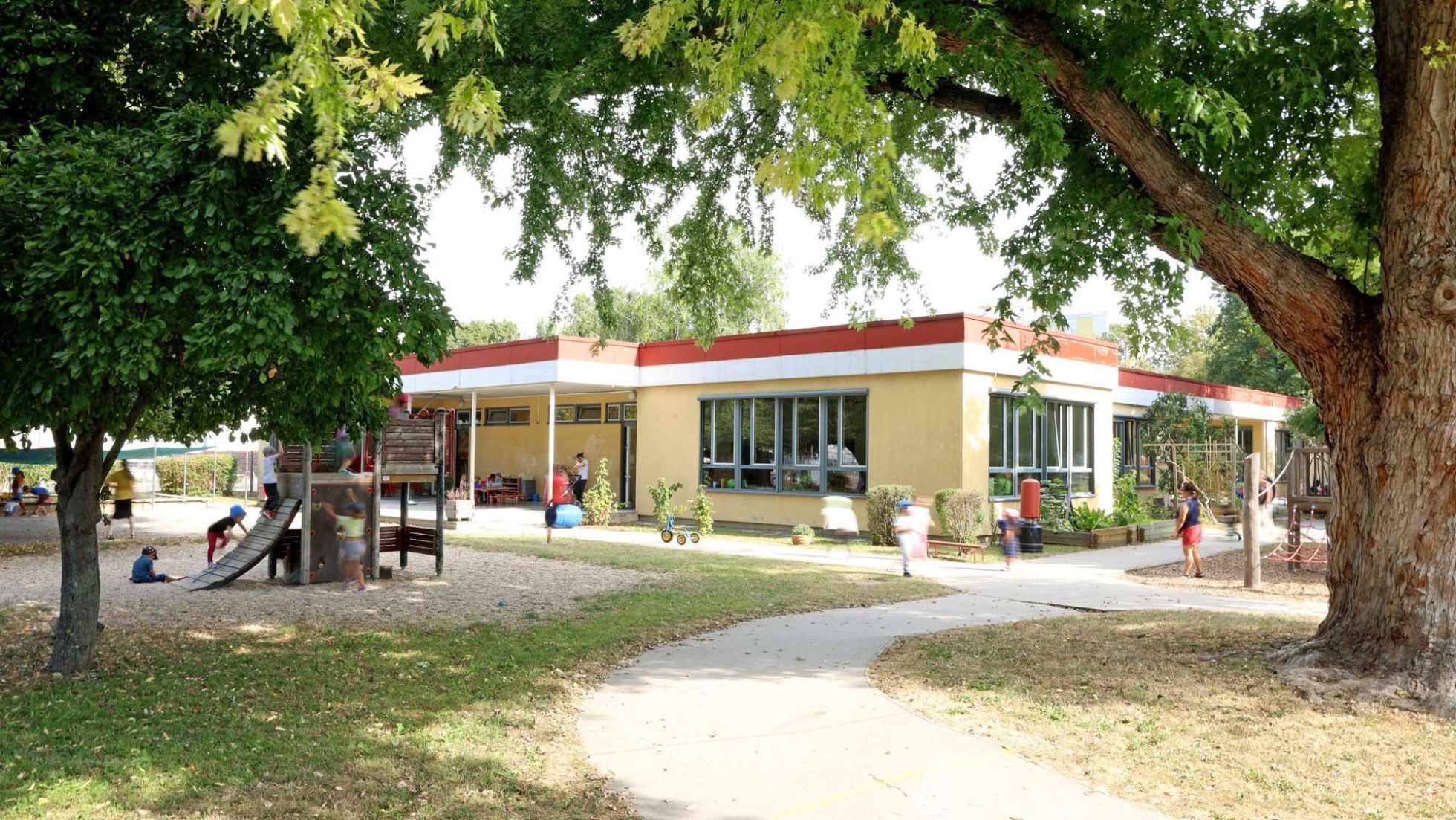 copyright: MA10/VOTAVA Außenbereich Kindergarten Pirquetgasse 6a