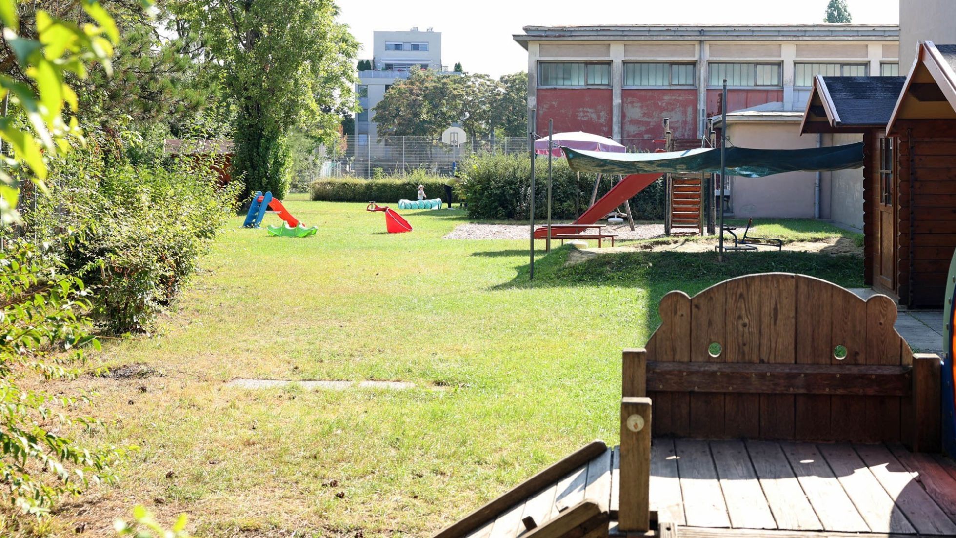 copyright: MA10/VOTAVA Außenbereich Kindergarten Wagramer Straße 98