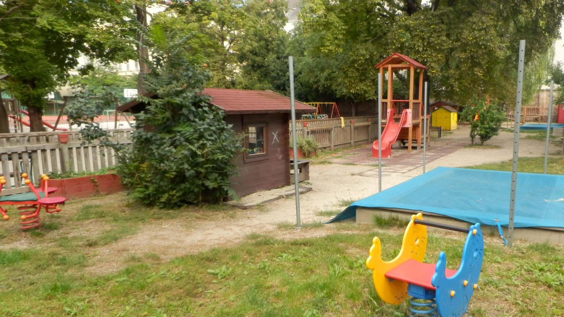 copyright: Sacre Coeur - St. Nikolausstiftung Außenbereich Kindergarten Rechte Bahngasse 50