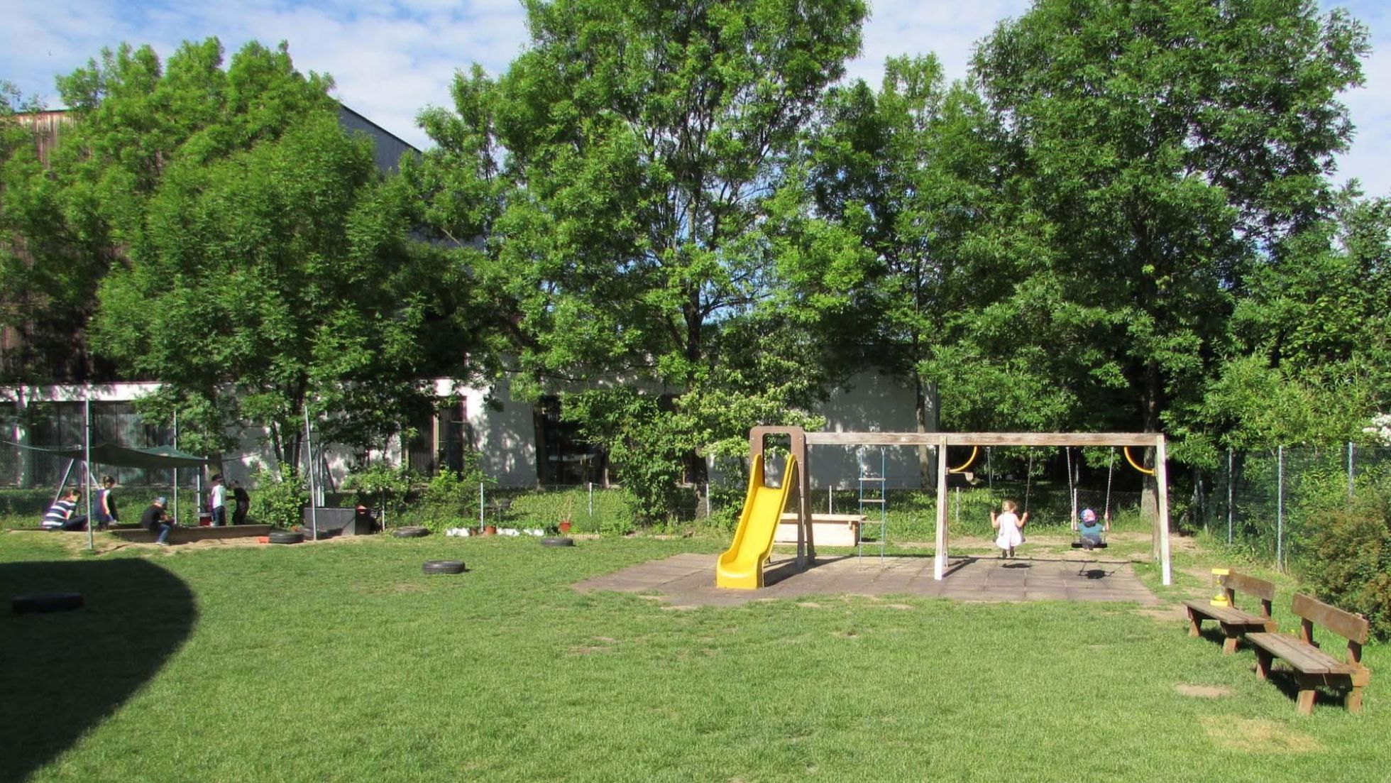 copyright: St. Benedikt - St. Nikolausstiftung Außenbereich Kindergarten Am Hofgartel 1