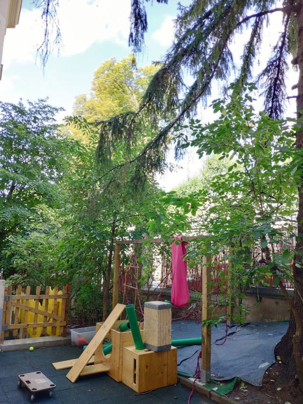 Außenbereich Kindergarten Dornbacher Straße 86
