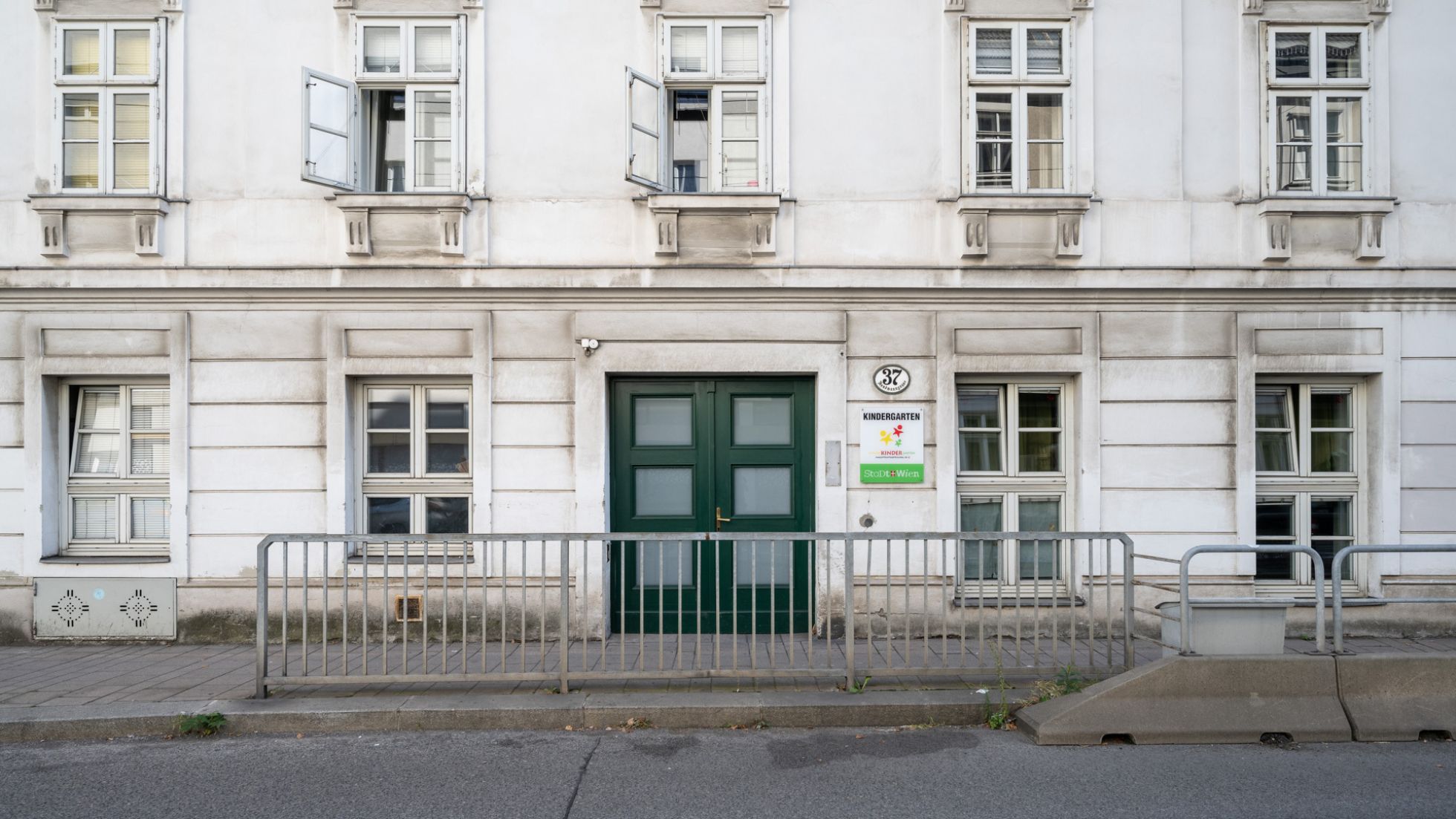copyright: MA 10/Johannes Wiedl Gebäude Kindergarten Kundmanngasse 35-37