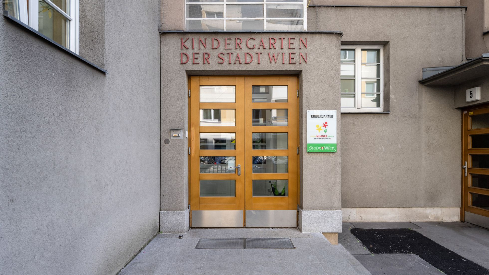 copyright: MA 10/Johannes Wiedl Gebäude Kindergarten Schelleingasse 13-15