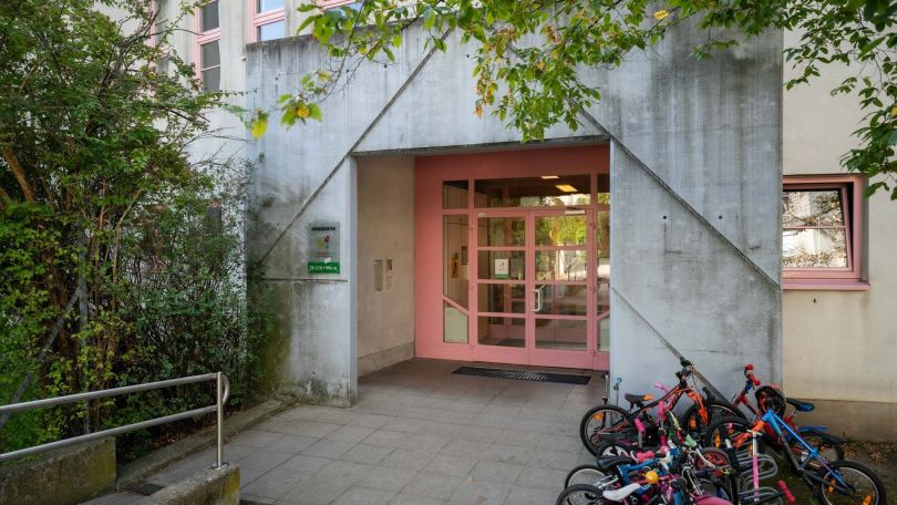 Gebäude Kindergarten Hugo-Meisl-Weg 18