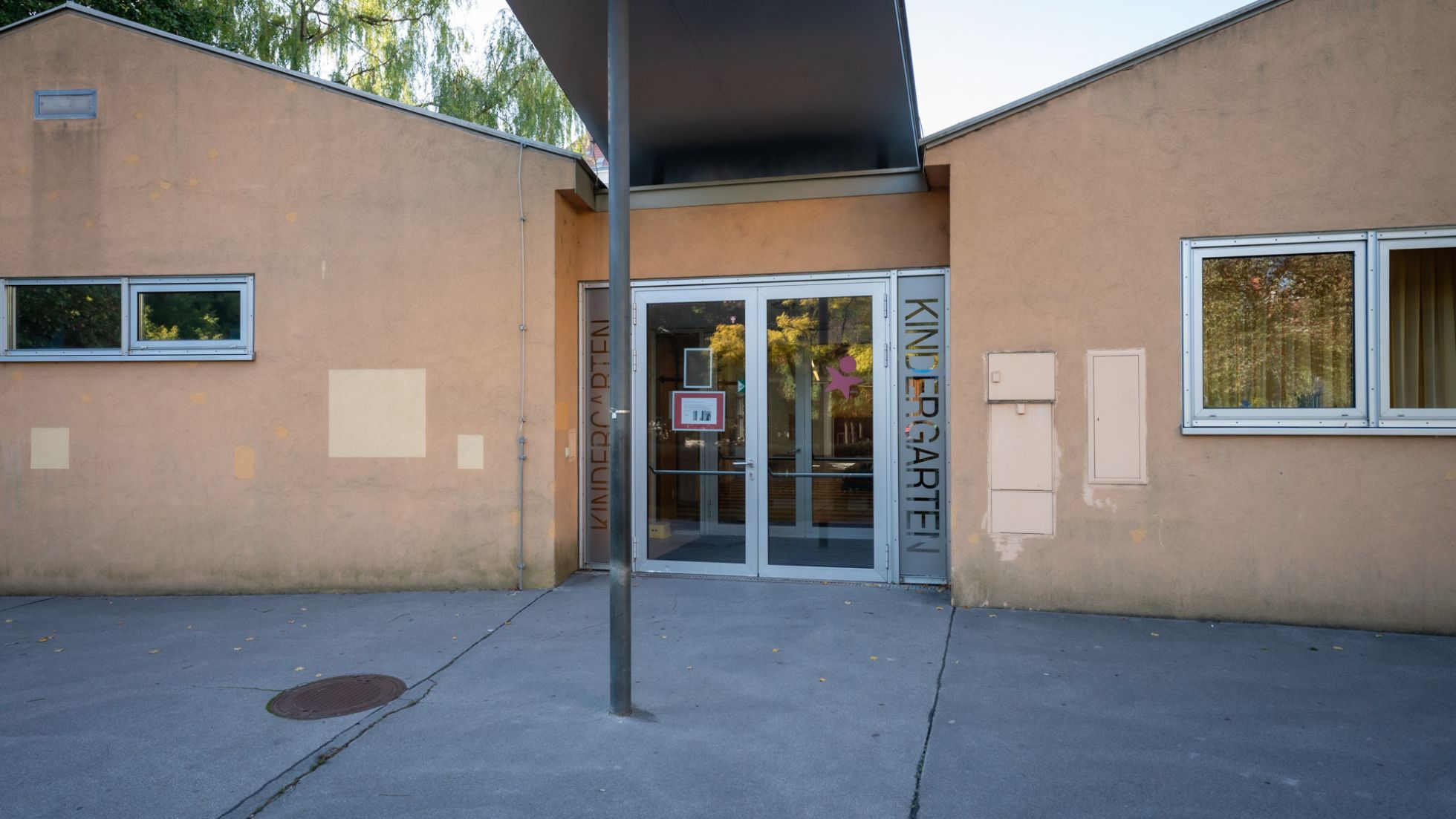 copyright: MA 10/ DAVID BOHMANN Gebäude Kindergarten Migerkastraße 16