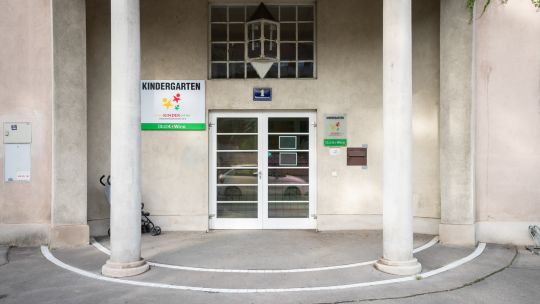 Gebäude Kindergarten 1100 Waldmüllerpark 1