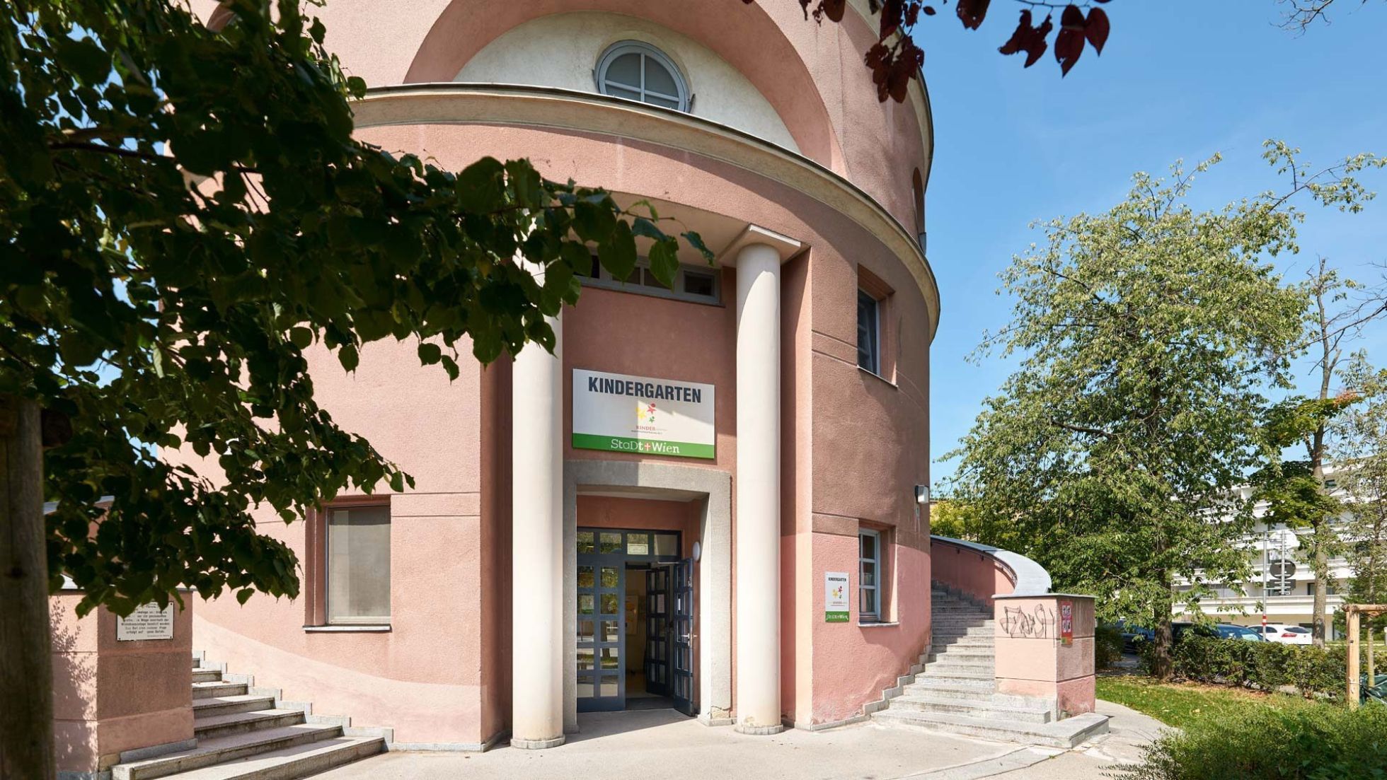 Gebäude Kindergarten Breitenfurter Straße 401