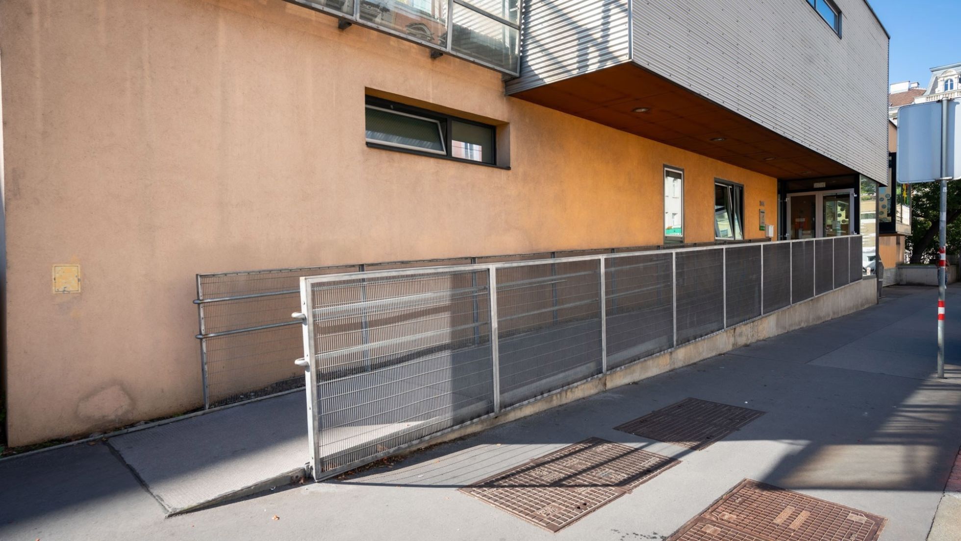 Gebäude Kindergarten Gudrunstraße 163a