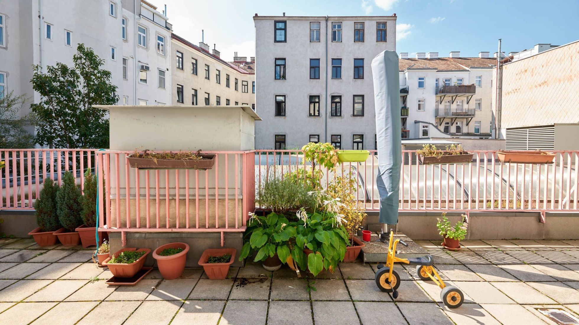 Außenbereich Kindergarten Franz-Peyerl-Gasse 3