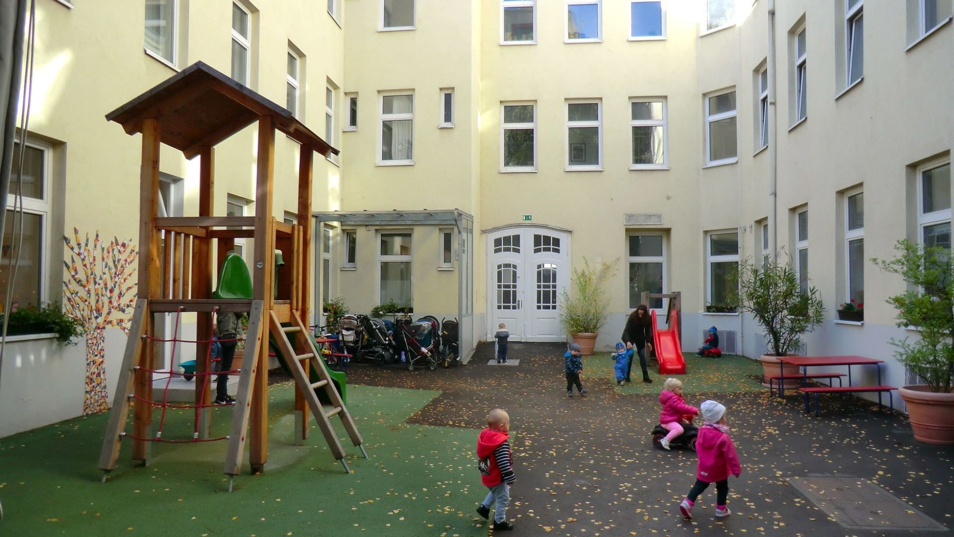 Außenbereich Kindergarten Pouthongasse 16