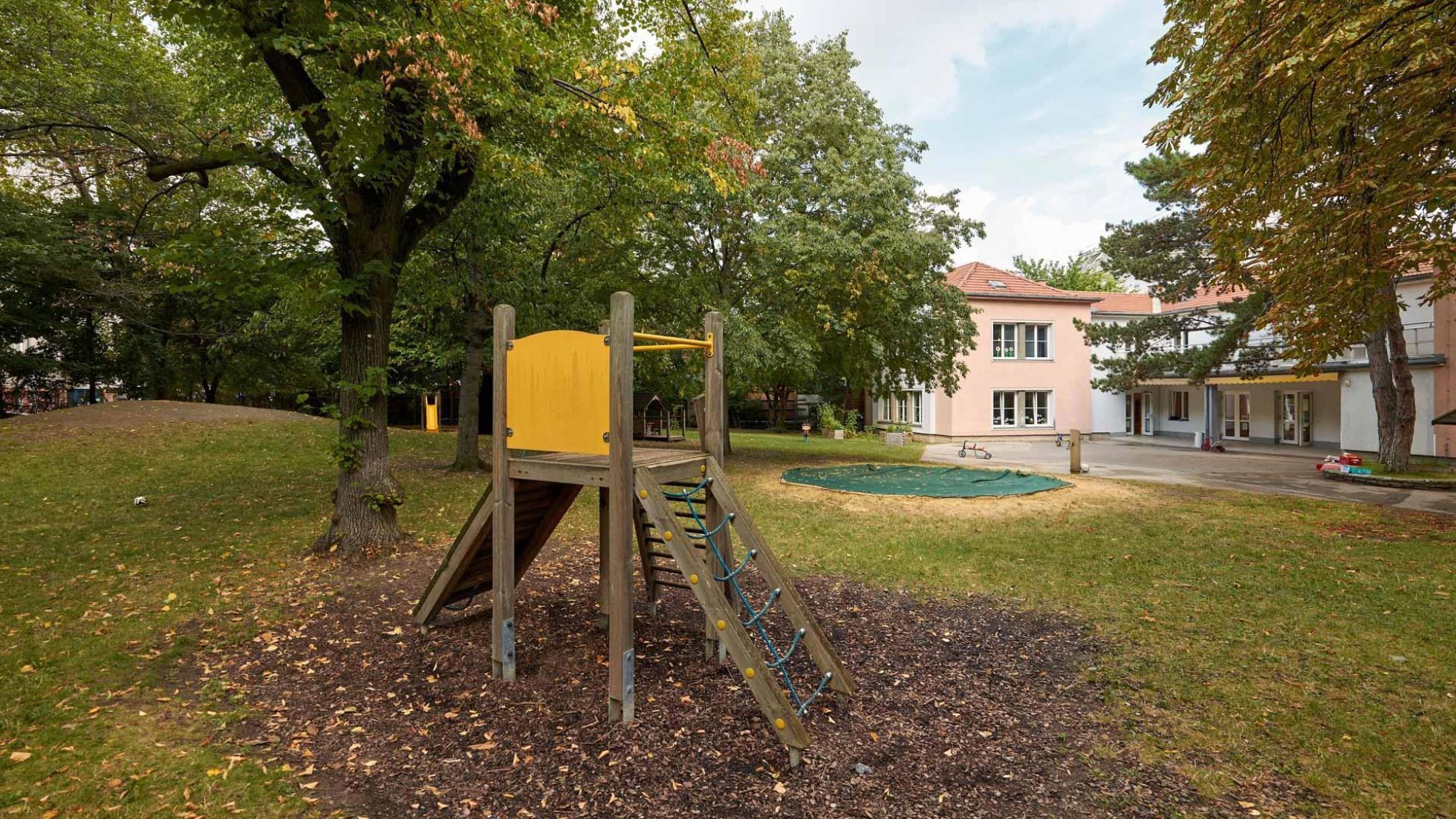 Außenbereich Kindergarten Ludo-Hartmann-Platz 11