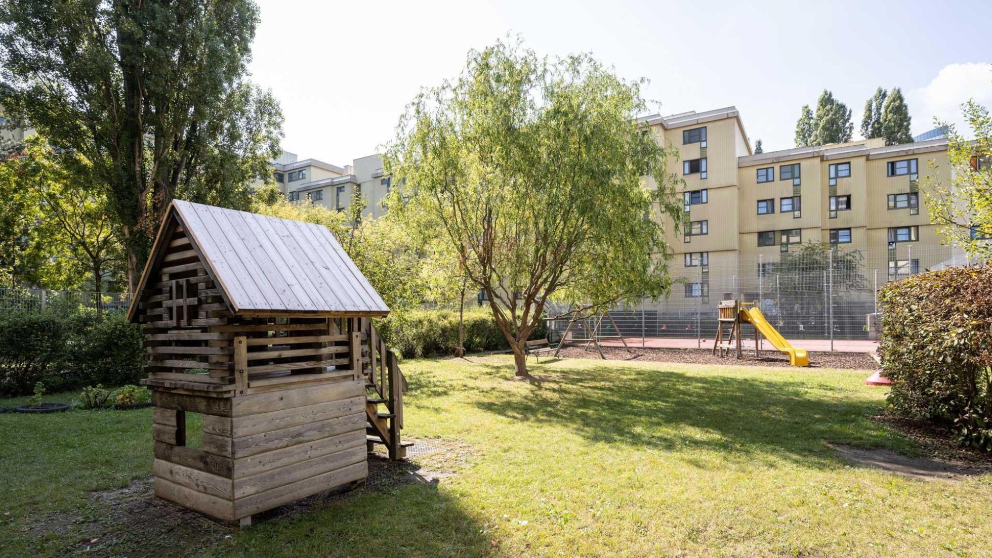 copyright: MA 10/Johannes Wiedl Außenbereich Kindergarten Engerthstraße 249-25317