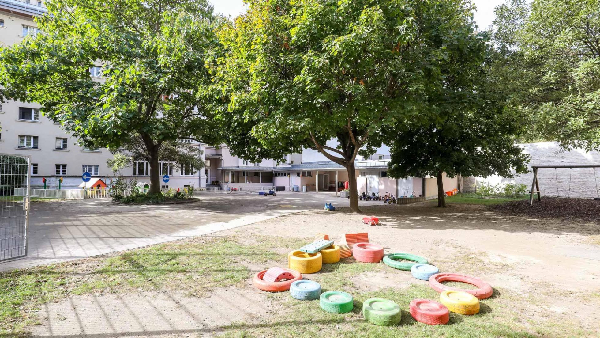 copyright: MA10/Christian Fürthner Außenbereich Kindergarten Vorgartenstraße 71