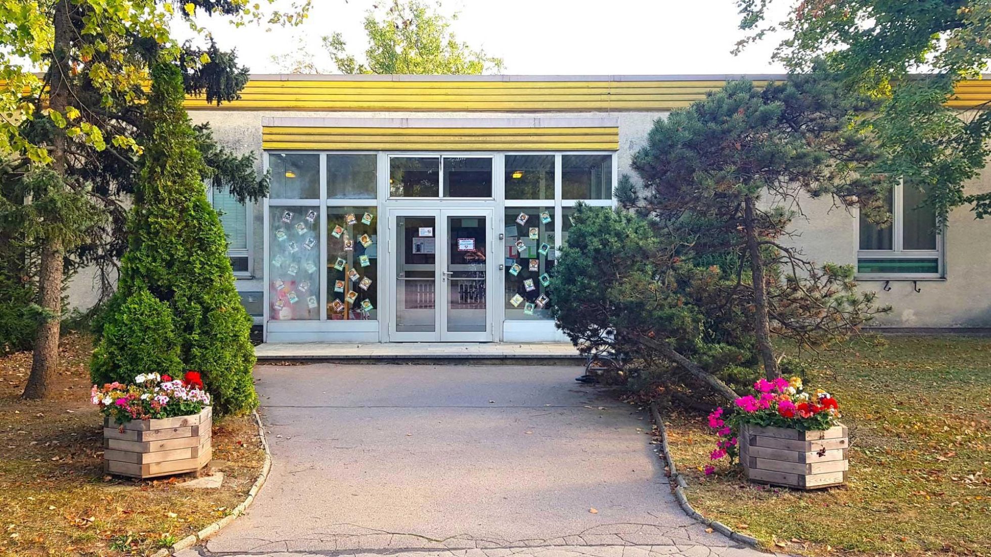 Gebäude Kindergarten Laaer-Berg-Straße 145