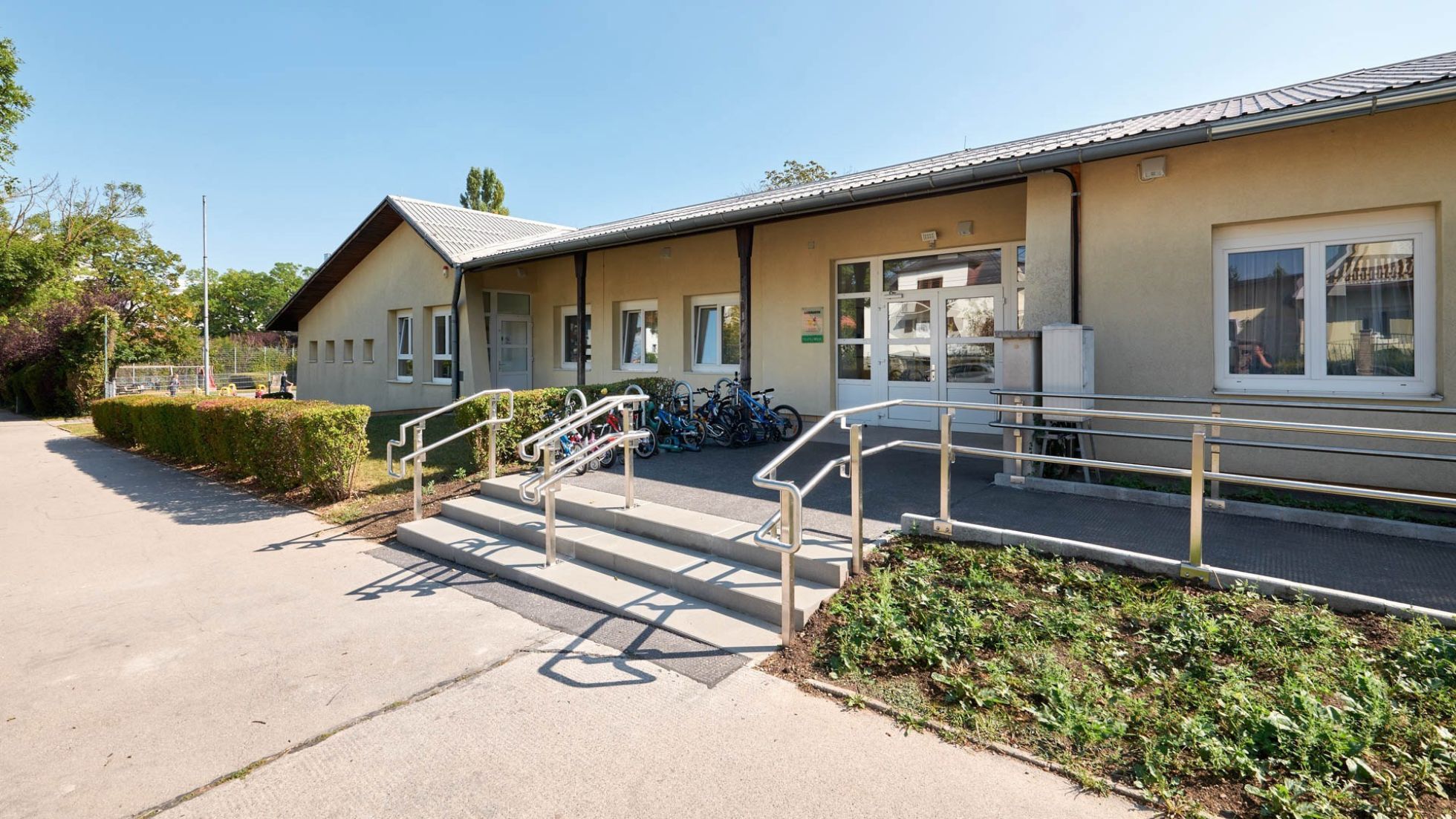 Gebäude Kindergarten Montleartstraße 36