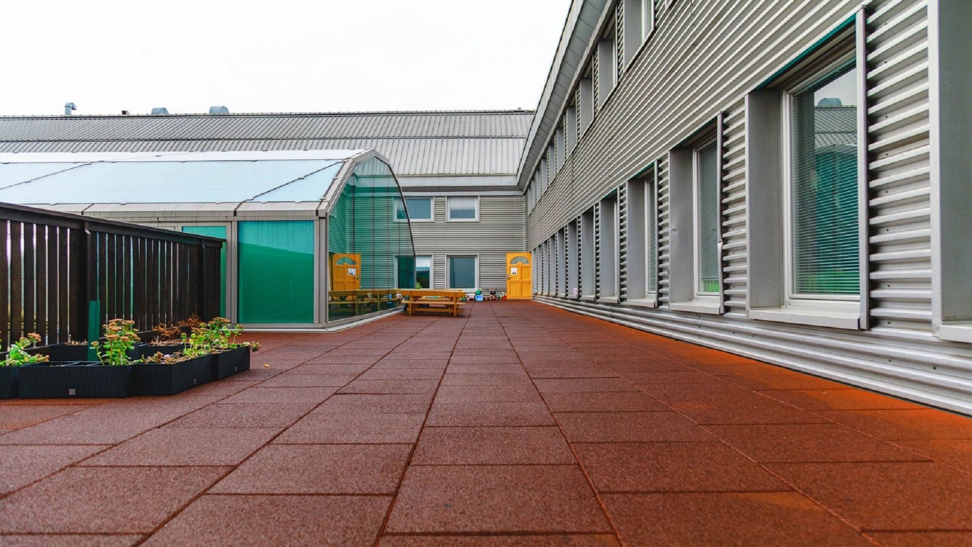 Außenbereich Kindergarten Dr. Adolf-Schärf-Platz 4