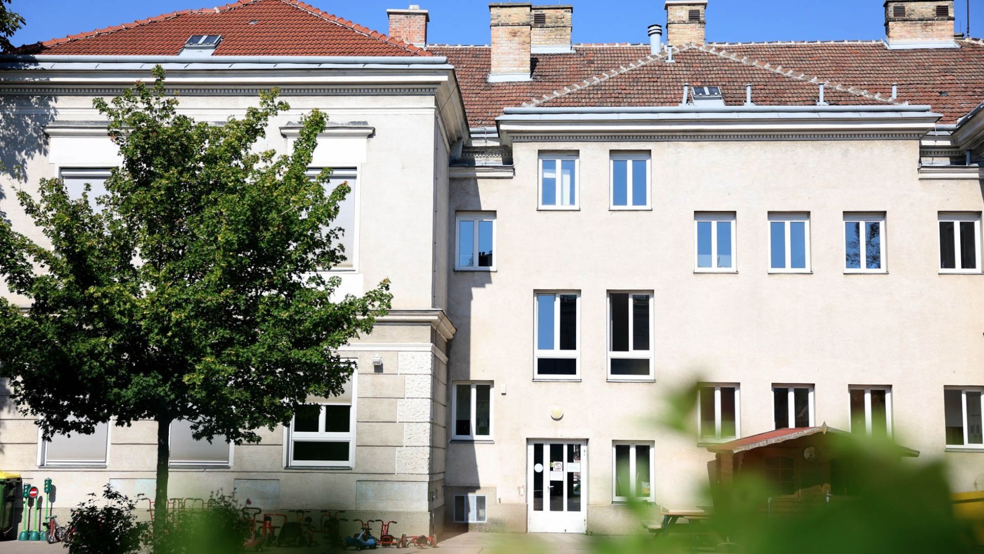 copyright: MA10/VOTAVA Außenbereich Kindergarten Baumergasse 24