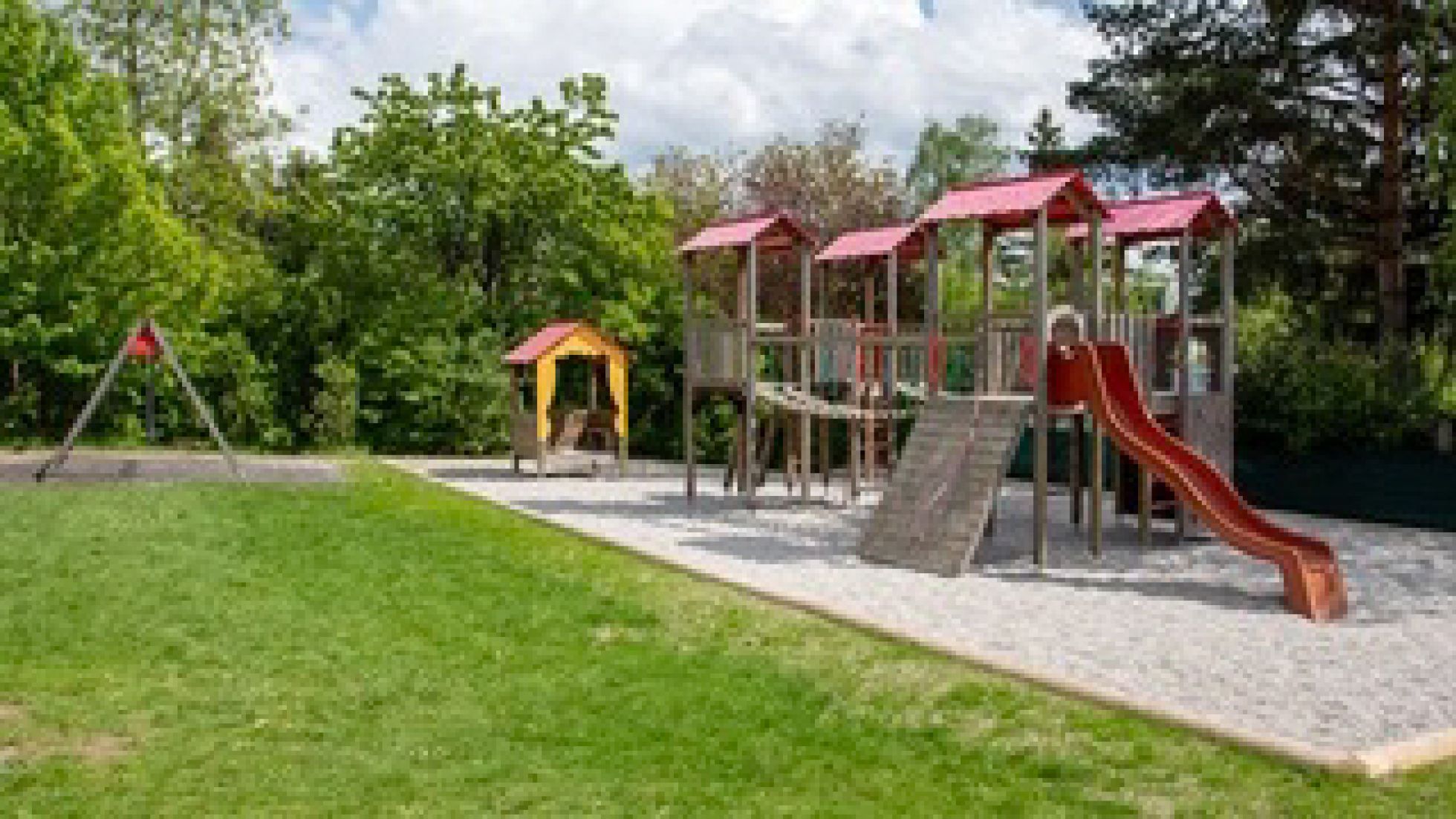 copyright: Fotostudio Horak/Sandra Horak Außenbereich Kindergarten Franz-Asenbauer-Gasse 49