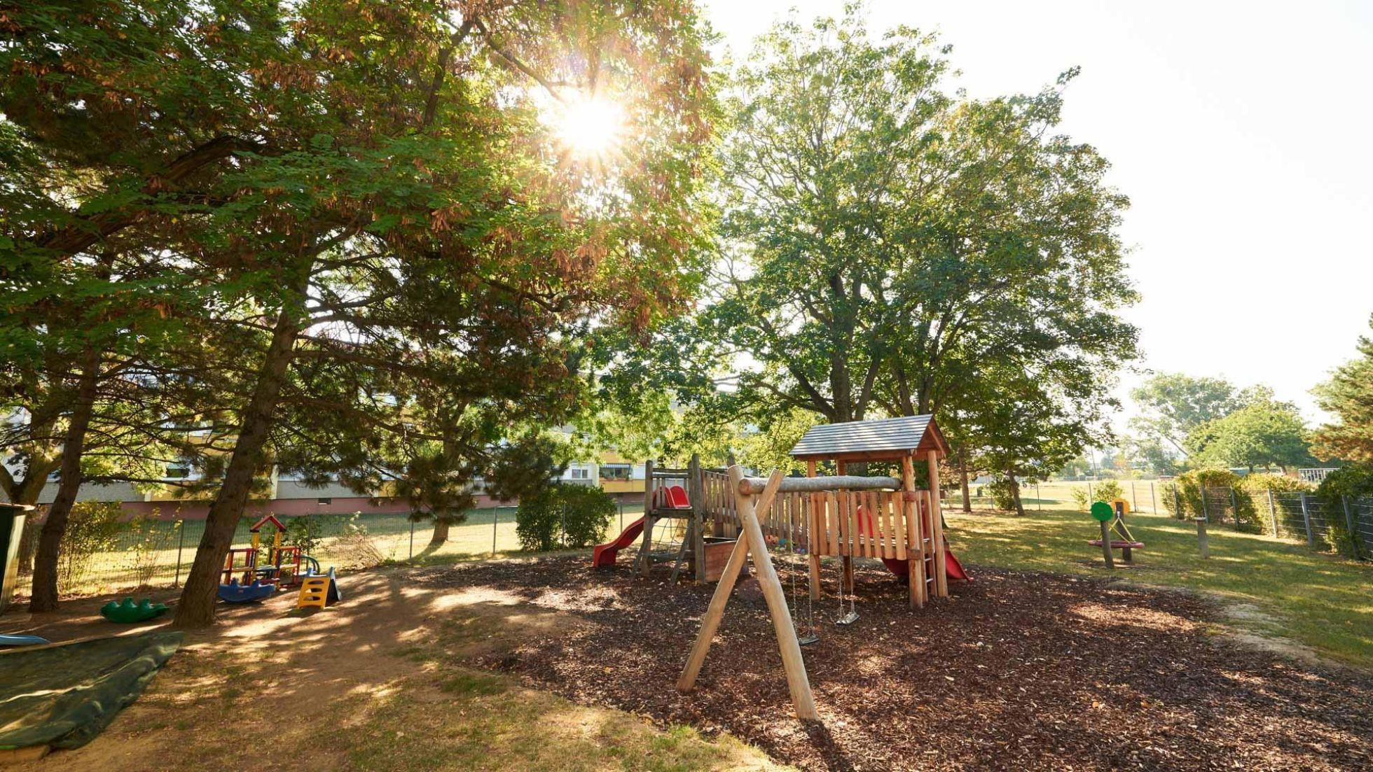 copyright: MA10/Markus Wache Außenbereich Kindergarten Breitenfurter Straße 305-311