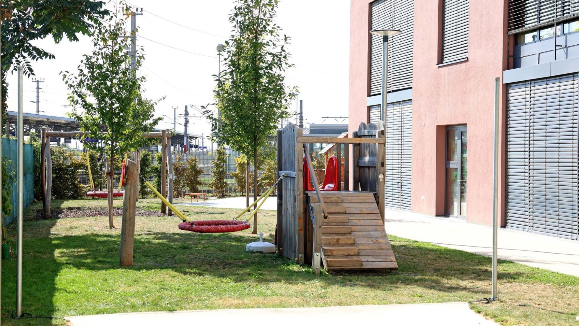 copyright: MA10/VOTAVA Außenbereich Kindergarten Simmeringer Hauptstraße 5031