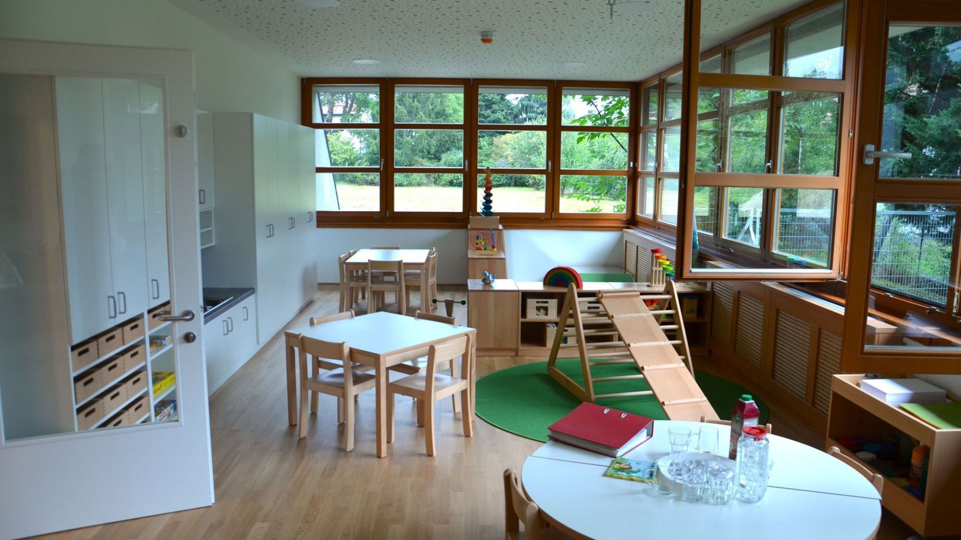 Gebäude Kindergarten Krottenbachstraße 120