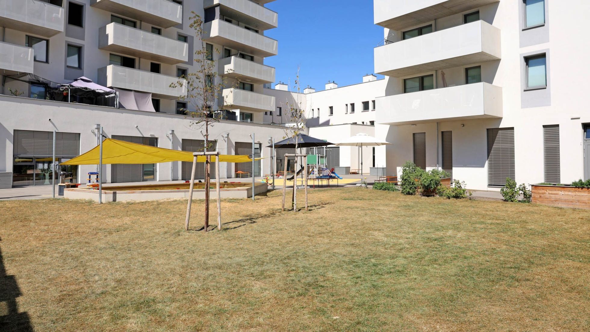 Außenbereich Kindergarten Leopoldine-Padaurek-Straße 13