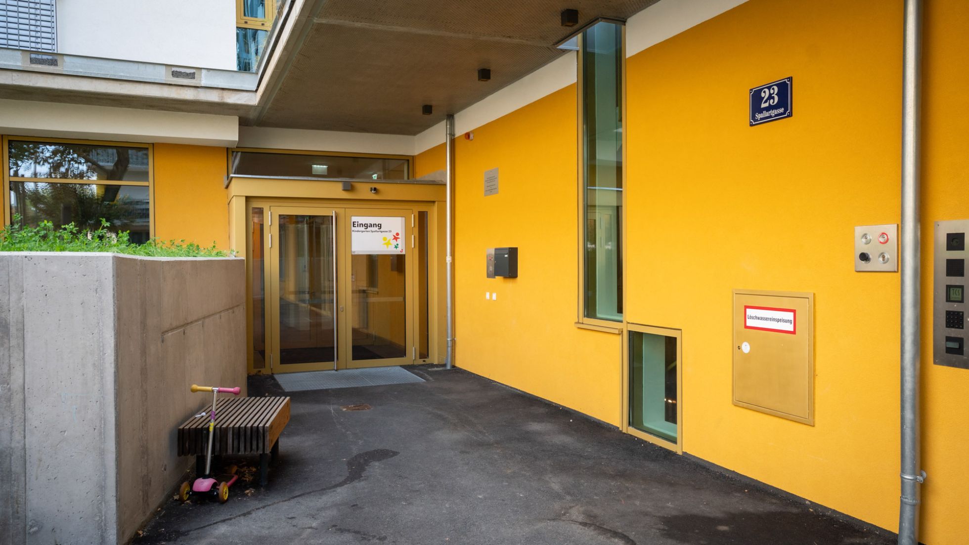 copyright: MA 10/ DAVID BOHMANN Gebäude Kindergarten Spallartgasse 23