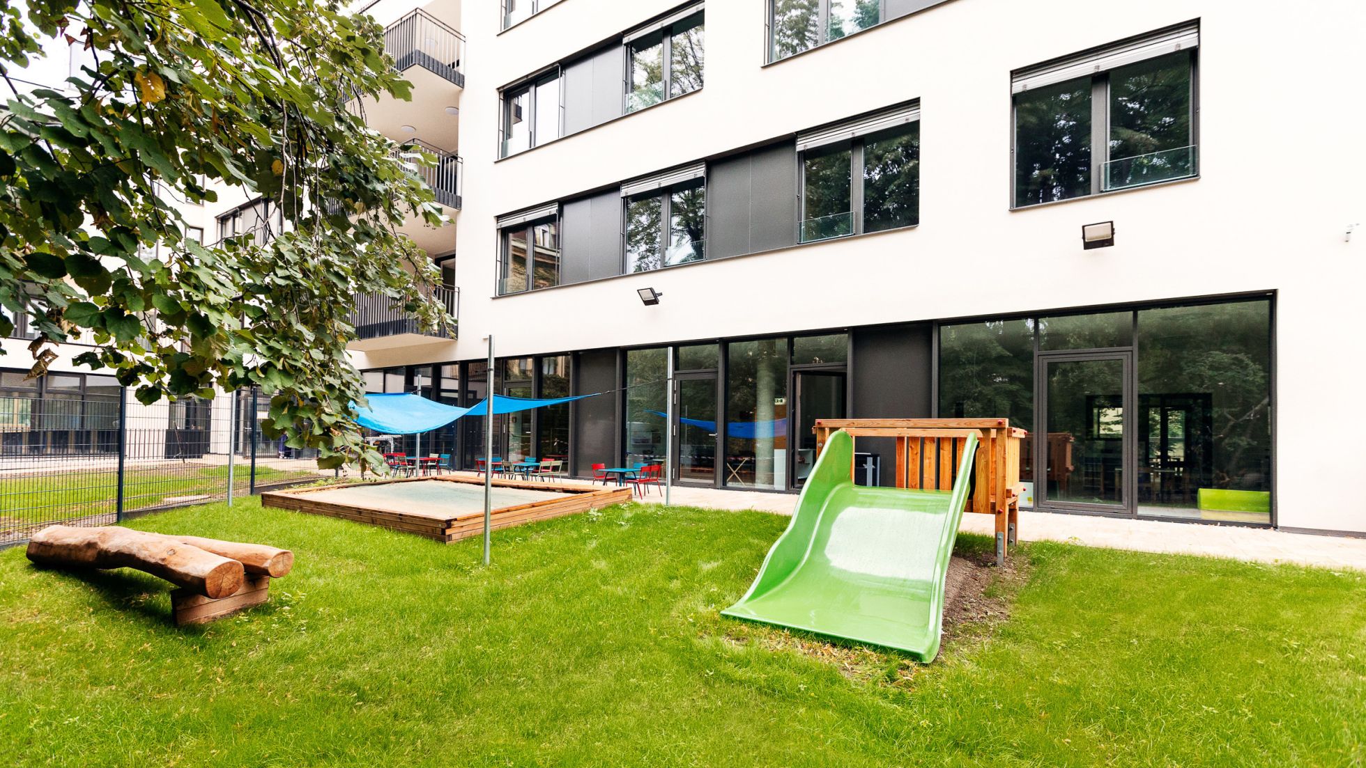 Außenbereich Kindergarten Schönbrunner Straße 295